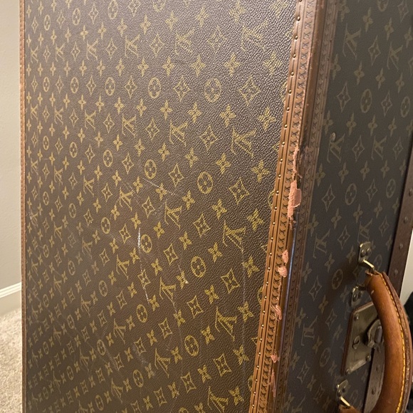 VINTAGE LOUIS VUITTON ALZER TRUNK - Picture 8 of 16